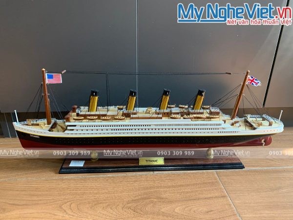Quà tặng Tân Gia Khai Trường - Thuyền Titanic Cao Cấp Thân 60cmx25cmx8.5cm