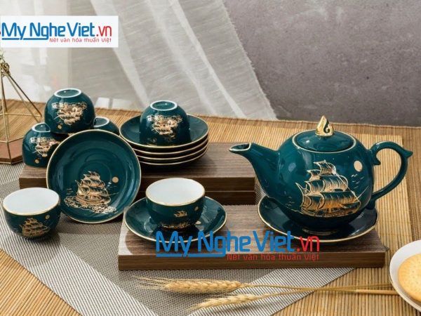 Quà Tân Gia - Bộ bình trà dáng ngọn đuốc thuận buồm màu cổ vịt- viền vàng kim 500ml