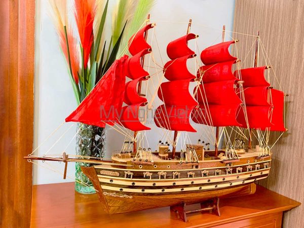 Quà tặng Tân Gia Khai Trương - Mô hình thuyền chiến cổ Jylland (thân 60cm) buồm đỏ