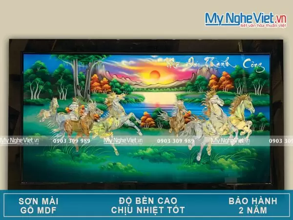 Tranh Sơn mài Mã đáo thành công nền xanh MNV-TSM7138