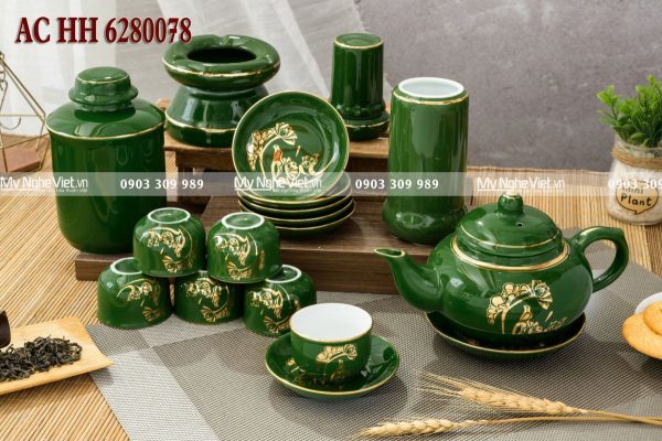 Quà Tân Gia - Bình trà Bát Tràng men xanh ngọc chữ Phúc hoa sen kèm phụ kiện cao cấp