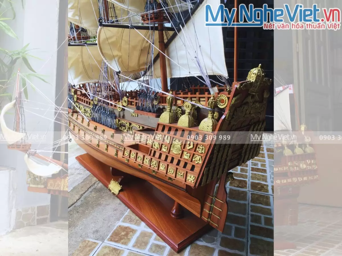 Mô hình thuyền chiến cổ Sovereign Of The Seas