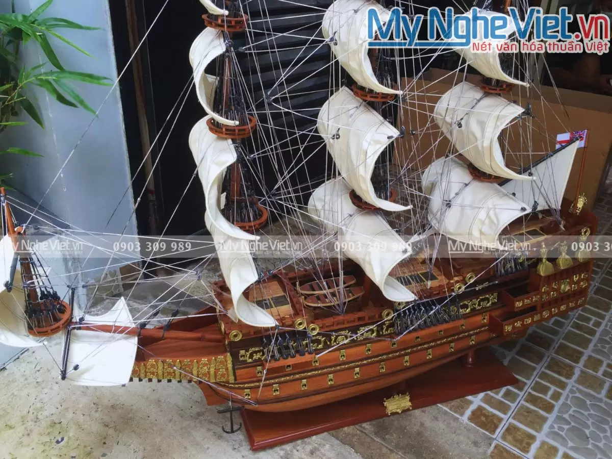 Mô hình thuyền chiến cổ Sovereign Of The Seas
