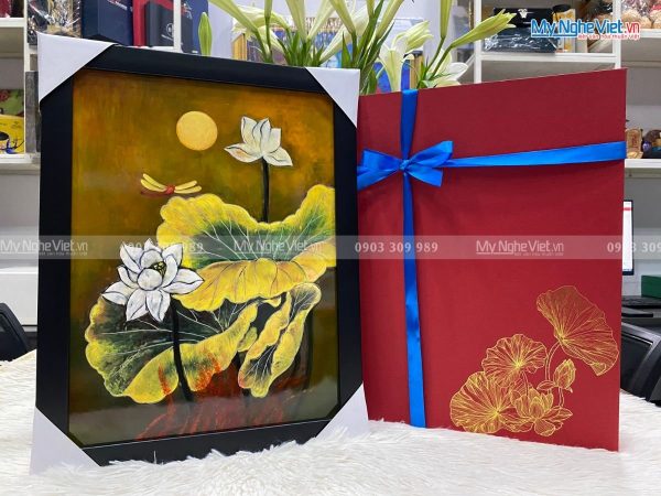 Tranh Sơn Mài Hoa Sen - Quà Tặng Tân Gia Khai Trương Tuyệt Vời