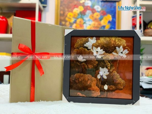 Tranh Sơn Mài Hoa Sen - Quà Tặng Tân Gia Khai Trương Tuyệt Vời