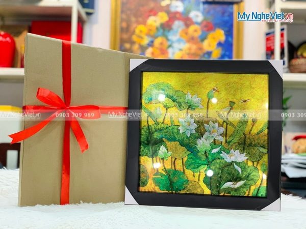 Tranh Sơn Mài Hoa Sen - Quà Tặng Tân Gia Khai Trương Tuyệt Vời